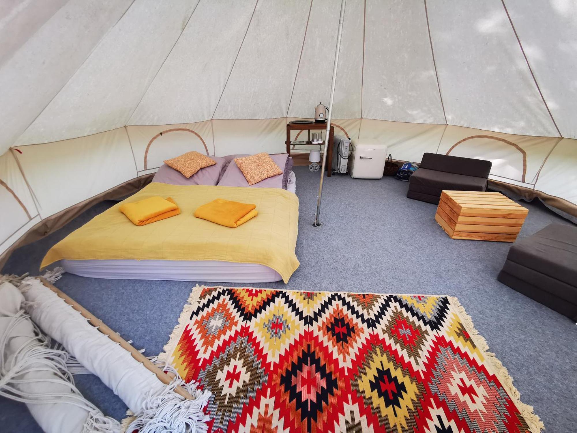 Glamping Kaliska Hotel Łochów Bagian luar foto