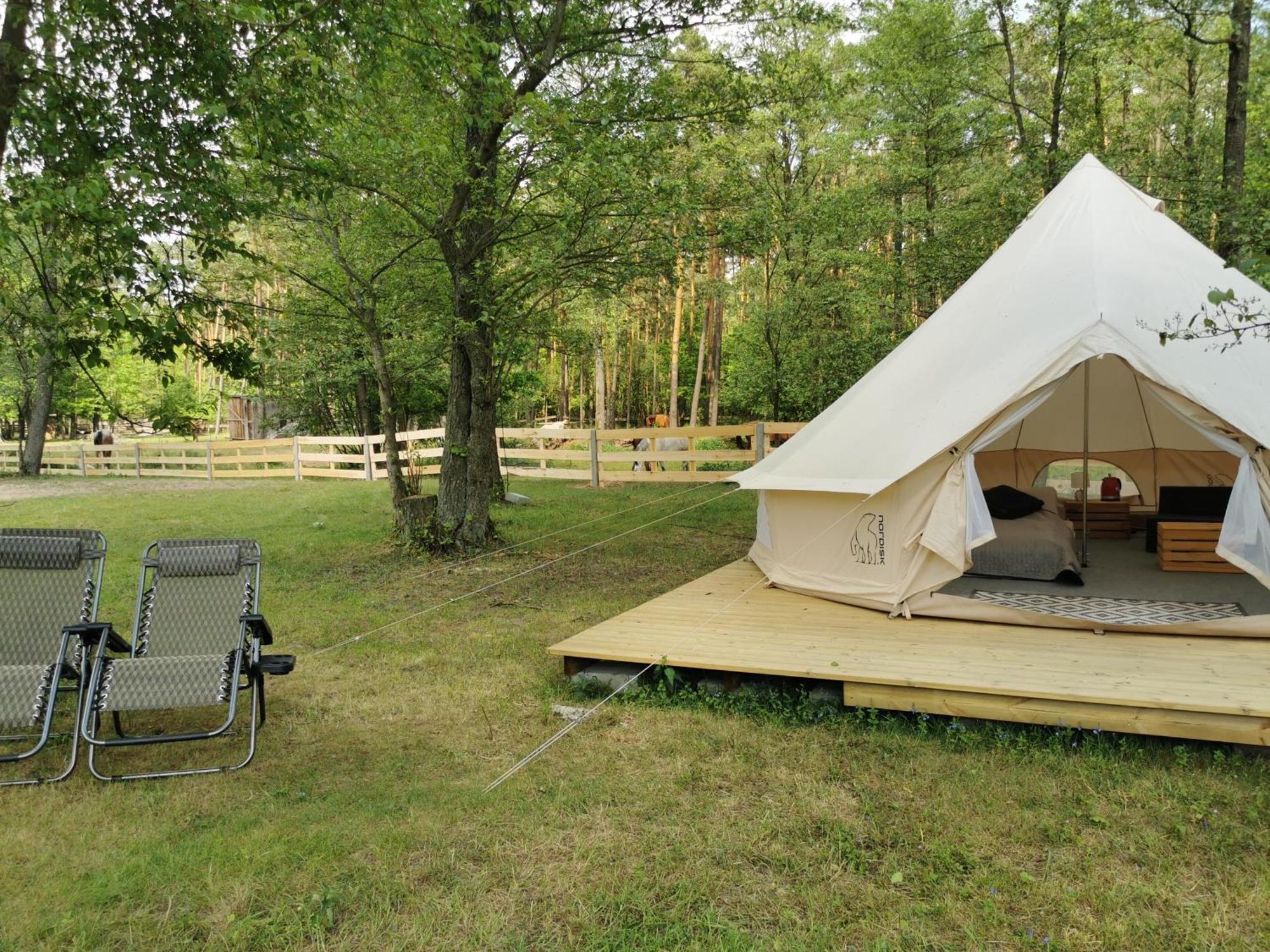 Glamping Kaliska Hotel Łochów Bagian luar foto