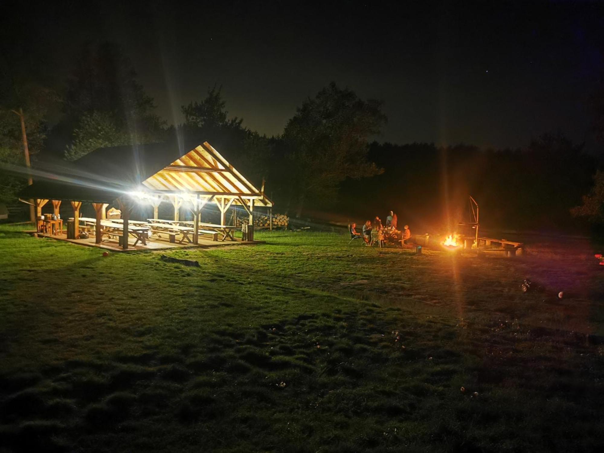 Glamping Kaliska Hotel Łochów Bagian luar foto